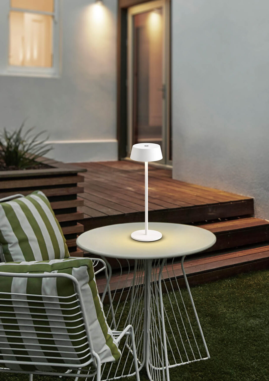 AZ5334-GILBERTO TABLE IP54 WH
